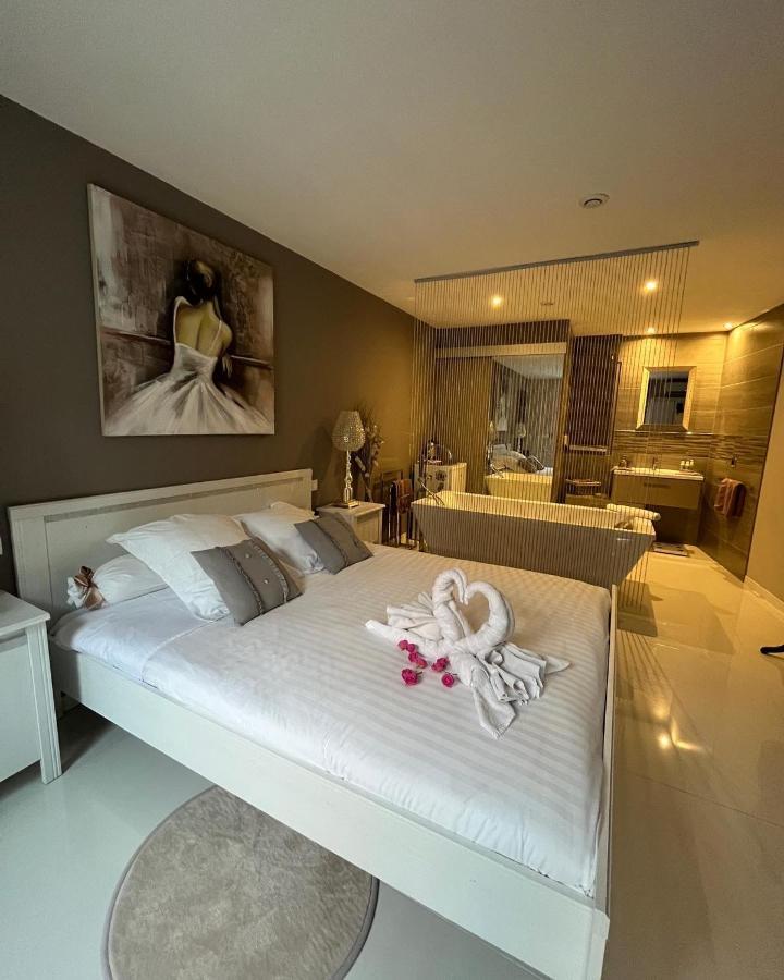 Mon Petit Bali Bed & Breakfast Maussane-les-Alpilles Exterior photo