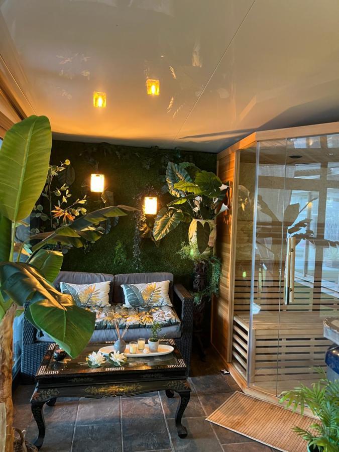 Mon Petit Bali Bed & Breakfast Maussane-les-Alpilles Exterior photo